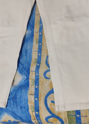 Kadın Beyaz Fermuarlı Pantolon - Görsel 2