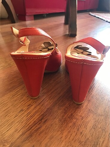 40 Beden kırmızı Renk Elle Retro Dolgu Topuk Şık Ayakkabı
