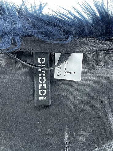 34 Beden lacivert Renk H&M Yelek %70 İndirimli.