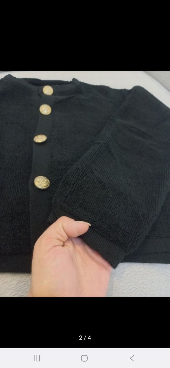 Siyah Düğmeli Kadın Hırka - Görsel 2