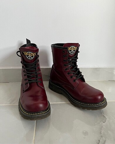 Derimod Bordo bot