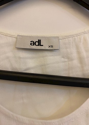 Beyaz Kolsuz Kadın Keten Body - Görsel 2