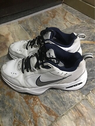Nike 40 no air monarch