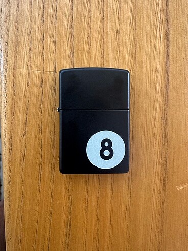 Zippo 8 ball çakmak