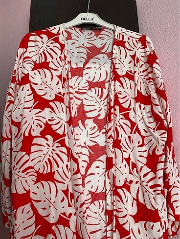 universal Beden Yaprak Desenli Kimono