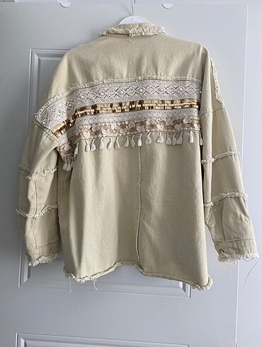 universal Beden Oversize Sırtı İşlemeli Kot Ceket