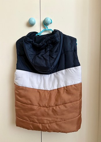 Erkek Çocuk Kapüşonlu Renk Bloklu Yelek - Görsel 2