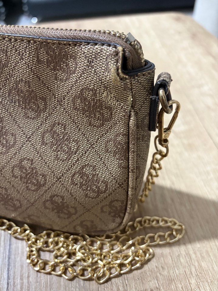 Zincir Detaylı Kahverengi Guess Omuz Çantası - Görsel 2