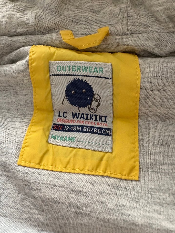 Sarı Kapüşonlu Erkek Çocuk Yeleği - Görsel 5