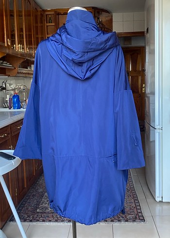 Kadın Mavi Uzun Salaş Yağmurluk - Görsel 3