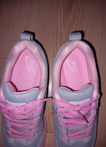 38 Beden Nike bayan spor ayakkabı 