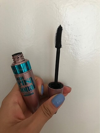 Beden Maybelline New York Maskara Lash Sensational Waterproof