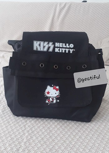Beden Kiss Hello Kitty Rock'n Roll