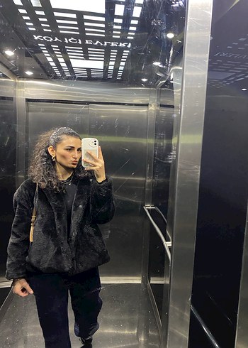 Siyah Şişme Kadın Kışlık Mont