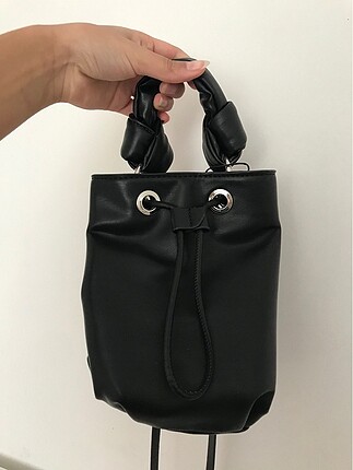 Zara çanta