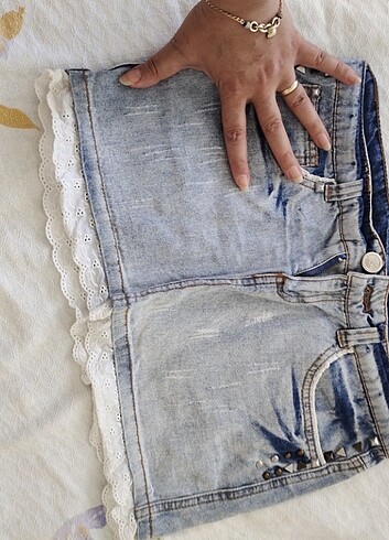 Mini jean etek ucu biyeli