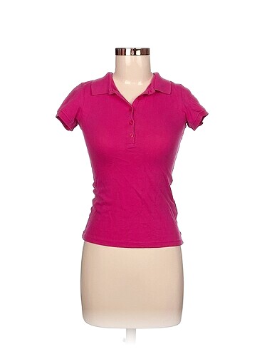 Diğer T-shirt %70 İndirimli.