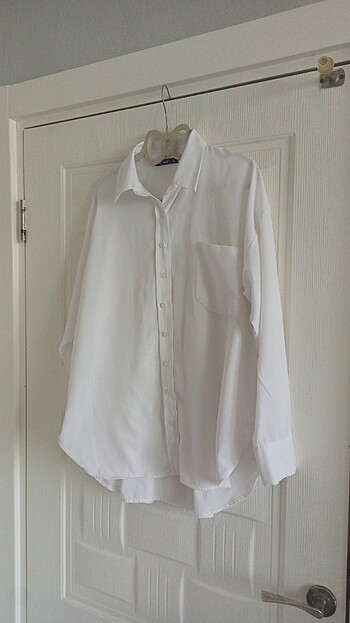 Beyaz oversize uzun gömlek 