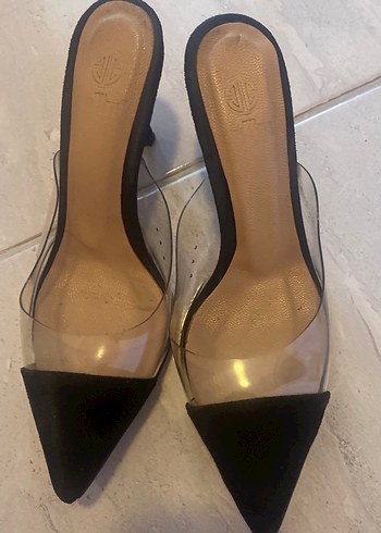 Siyah Stiletto Kadın Terlik