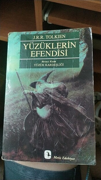 Yüzüklerin Efendisi - Yüzük kardeşliği kitabı