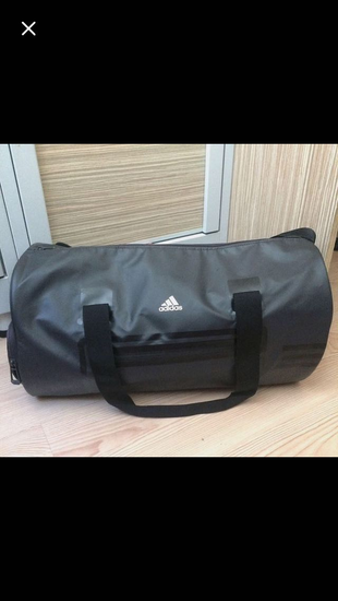 Adidas spor çanta