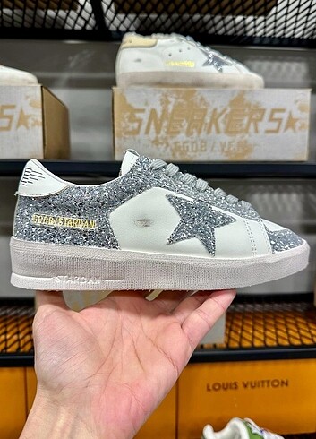 Golden Goose Deluxe Stardan