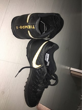 42 Beden Halı saha ayakkabısı