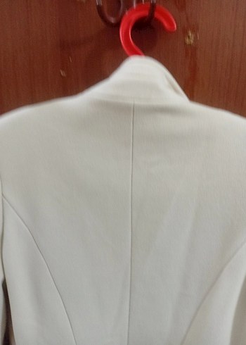 Düğmeli Beyaz Midi Kadın Kaban - Görsel 4