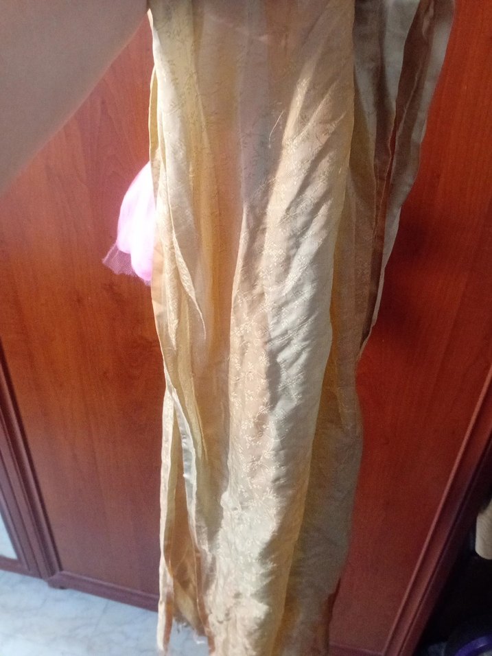 Bej Parlak fular - Görsel 3