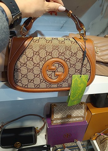 Gucci Kahverengi Zincir Detaylı Deri Kadın Çanta
