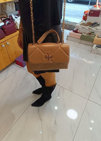 Beden ten rengi Renk Bej Zincir Detaylı Nakışlı Kadın Çanta Tory Burch
