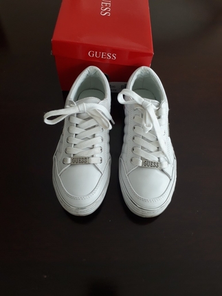 Orjinal Beyaz Guess Sneakers Guess Spor Ayakkabı %20 İndirimli - Gardrops