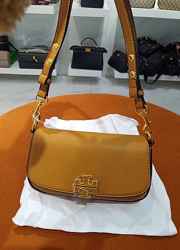 Tory Burch y