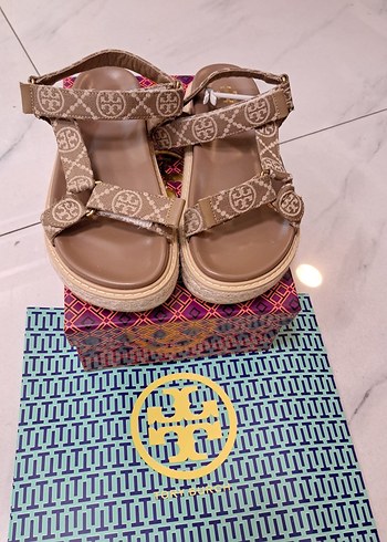 Tory Burch sandalet