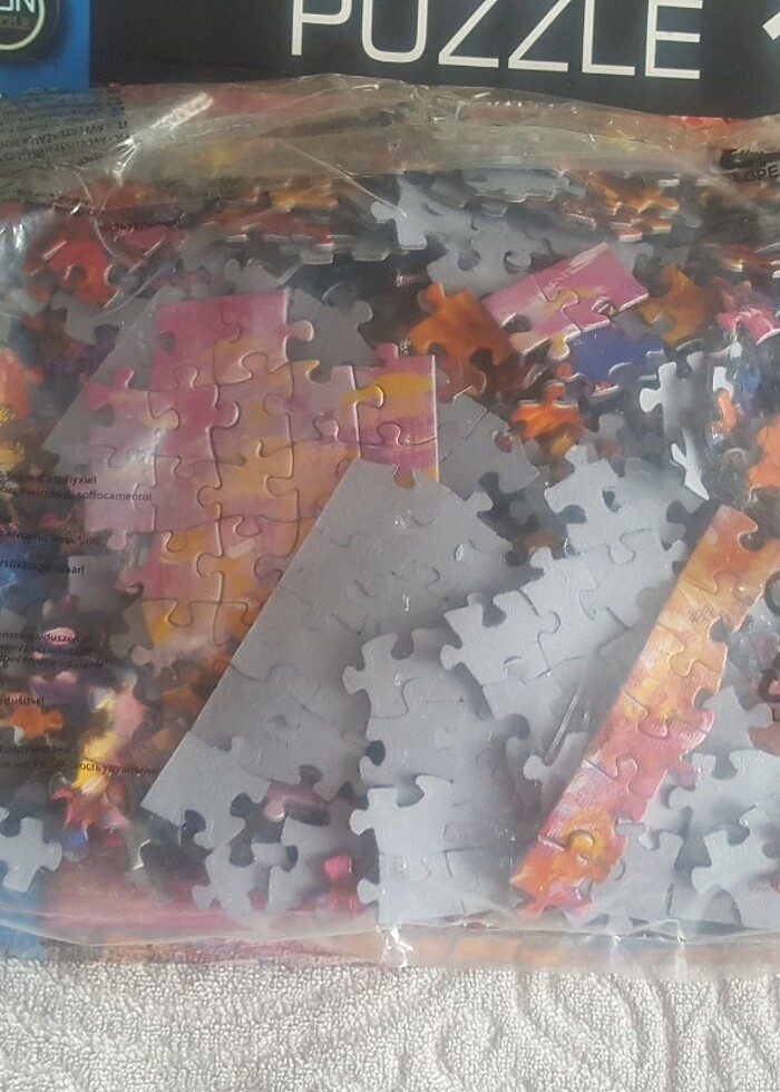 1000 parça neon puzzle - Görsel 3