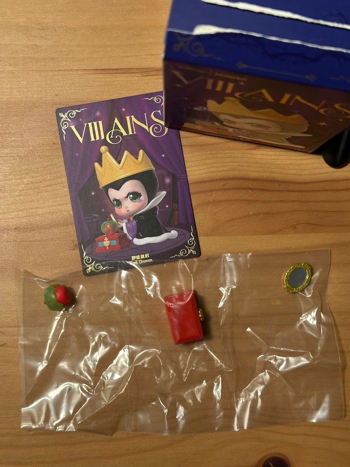 Miniso VIII AINS/ VILLIANS Blindbox Evil Queen - Görsel 4