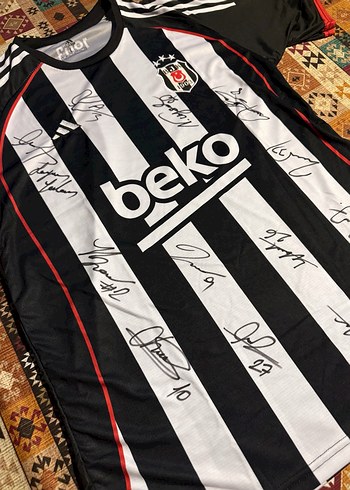 Beşiktaş Siyah Beyaz Çizgili İmzalı Forması Türkiye Futbol Takım - Görsel 2
