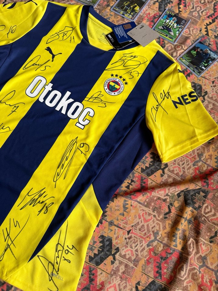 Orjinal Fenerbahçe İmzalı Kadın Forması Türkiye Takım Milli kapı - Görsel 2