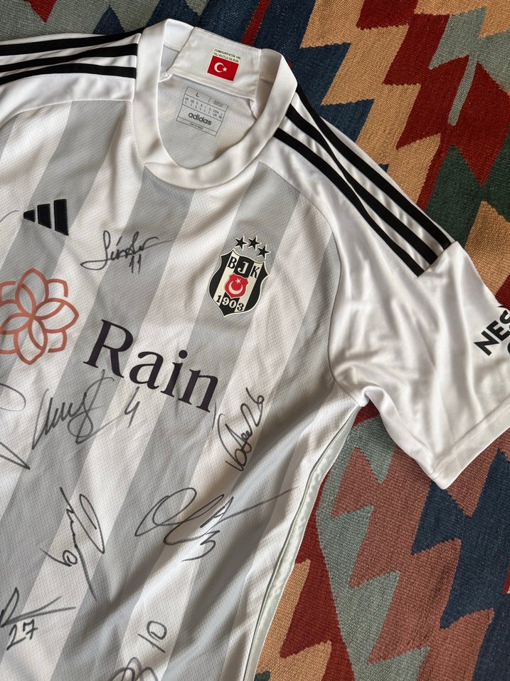 Beşiktaş İmzalı Beyaz Kısa Kollu Forma Türkiye Sevgililer hediye - Görsel 3