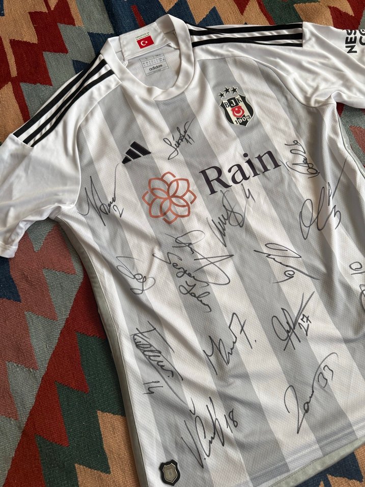 Beşiktaş İmzalı Beyaz Kısa Kollu Forma Türkiye Sevgililer hediye - Görsel 2