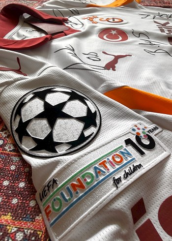 Şampiyonlar Ligi Patchli Galatasaray İmzalı Forması Beyaz Milli - Görsel 2