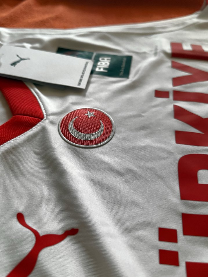 Türkiye Takım Milli İmzalı Beyaz Basketbol Forması Fenerbahçefes - Görsel 2