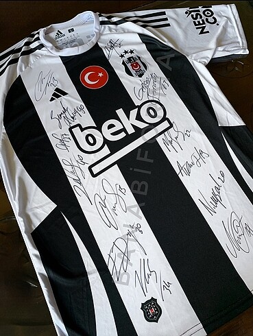 Beşiktaş Ciro İmmobile İmzalı Yeni Sezon Forması
