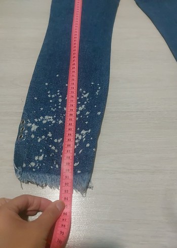 Kadın Mavi Payetli Bağlama Desenli Bol Kesim Jean - Görsel 4