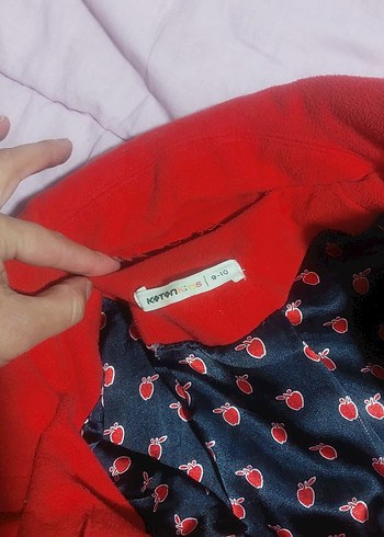 Kız Çocuk Kırmızı Düğmeli Kaban - Görsel 3