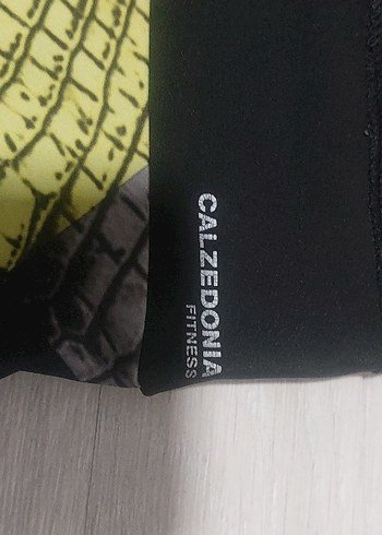 Gri Avant-Garde Kadın Fular - Görsel 2