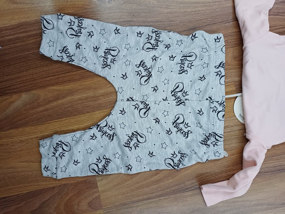 Uzun Kollu Baskılı Bebek Kız Takımı - Görsel 3