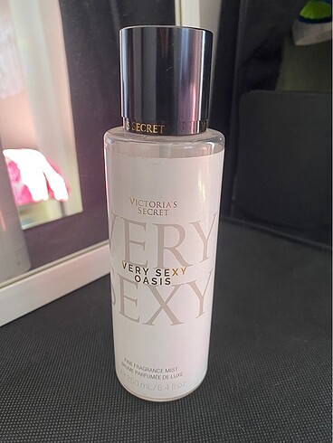 Victoria s Secret VS Victoria?s Secret Body Mist