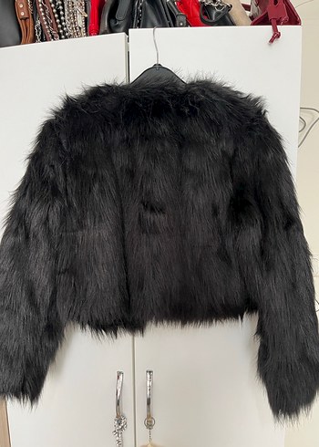 Siyah Kadın Kürk - Görsel 3