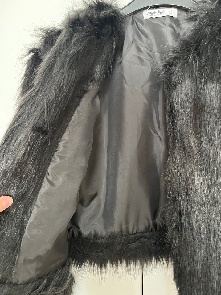 Siyah Kadın Kürk - Görsel 5